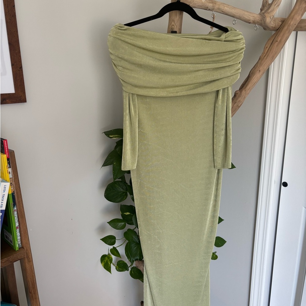 Pretty little things Maxi dress size M